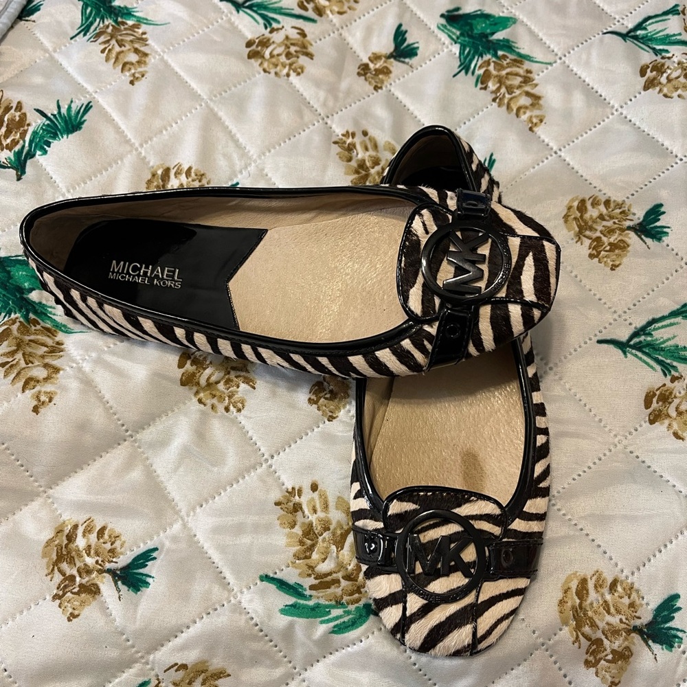 Michael Kors flats